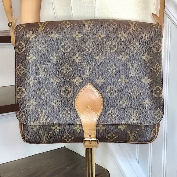 LOUIS VUITTON Cartouchiere GM Monogram Crossbody Shoulder Bag Authentic SL0941 - Picture 14 of 16